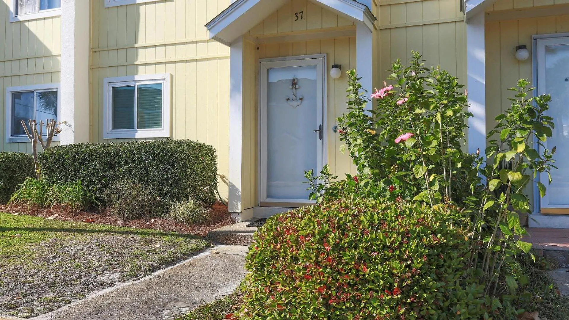 Southbay 37 Three Bedroom Townhome In The Heart Of Destin